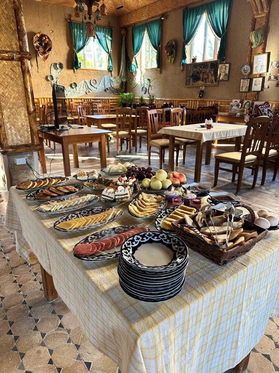 Hotel Latif Samarkand Eksteriør billede